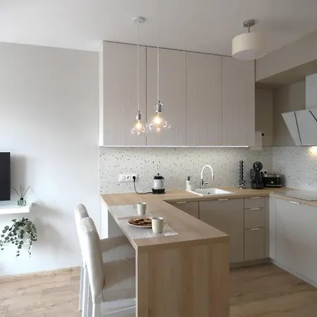 Klimatyczne Mieszkanie Z Balkonem Apartament *